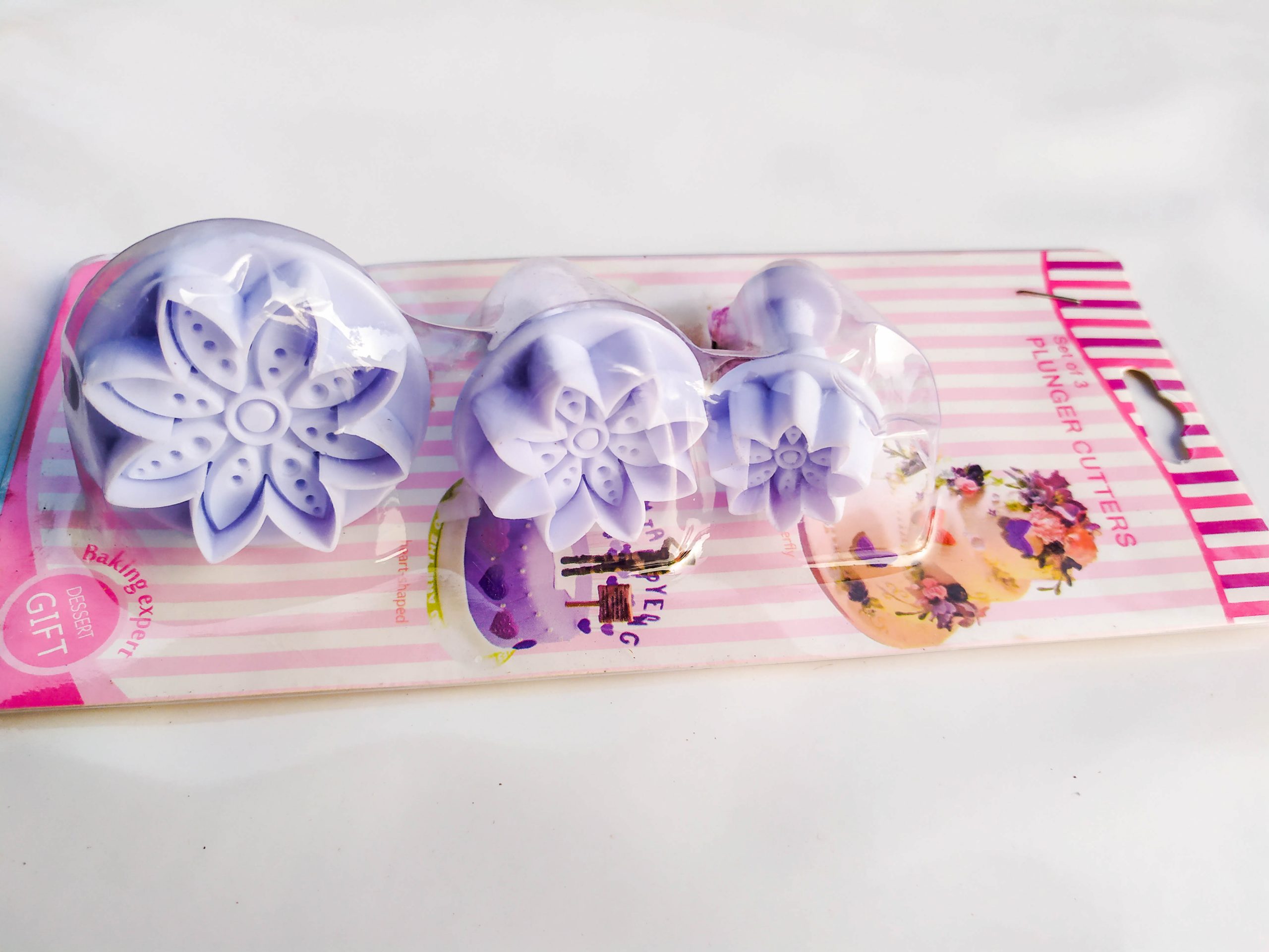 8  petals Dotted PC