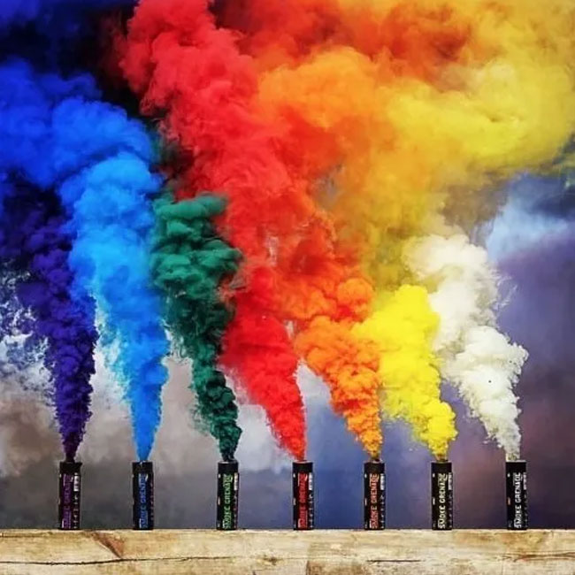 Color Smoke Bomb