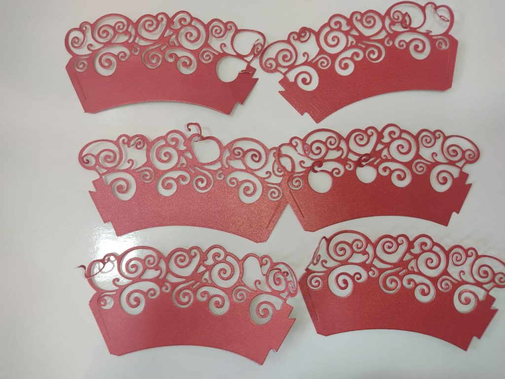 Dye  Cut Liners