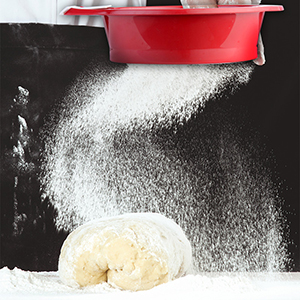 Strainer with Scrapper Small