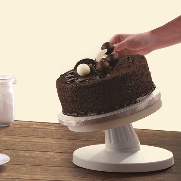 Revolving Cake Stand